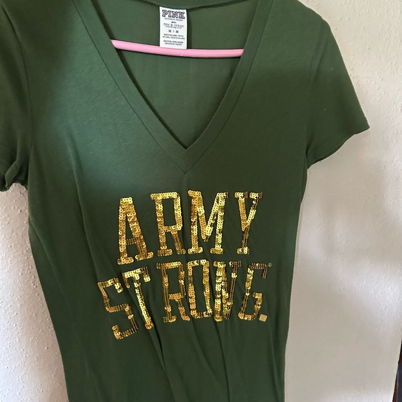 Victoria’s Secret V-Neck T-Shirt - Picture 4 of 4